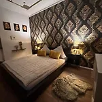 Ideal For 7 With Kitchen Near Danube Apartment *