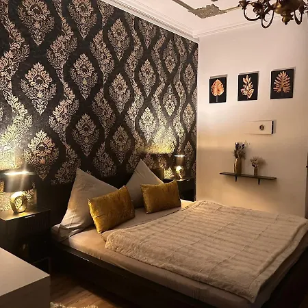 Διαμέρισμα Ideal For 7 With Kitchen Near Danube