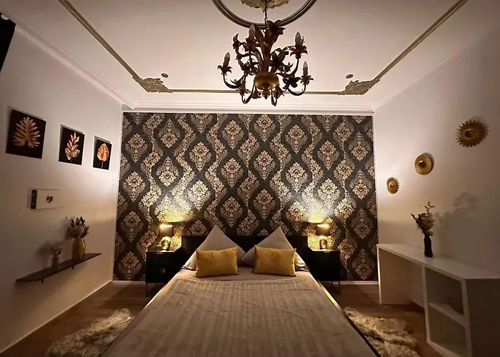 Honor Ideal For 7 Apartment